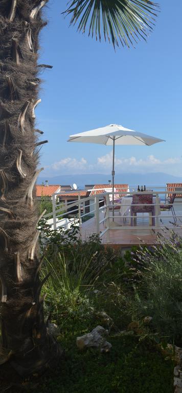 Apartment Vesna رافني المظهر الخارجي الصورة