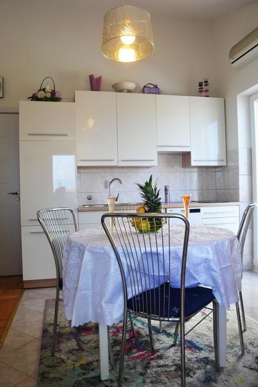 Apartment Vesna رافني المظهر الخارجي الصورة