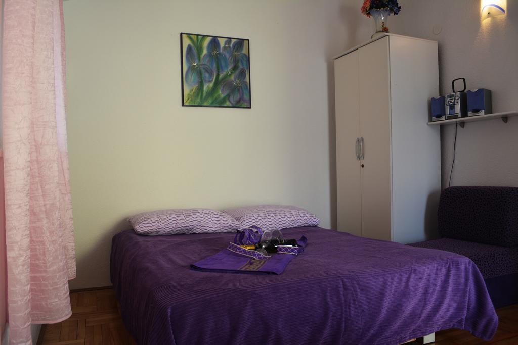 Apartment Vesna رافني المظهر الخارجي الصورة