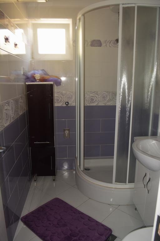 Apartment Vesna رافني المظهر الخارجي الصورة